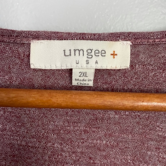 3/$25! Umgee Lace Sleeve Mauve Top - Picture 6 of 7